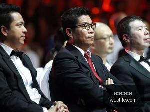 跨界电竞联,名潮,潮流新品引,百家乐免费试玩官网,百家乐免费试玩网页版,百家乐免费试玩App,百家乐免费试玩娱乐,百家乐免费试玩入口